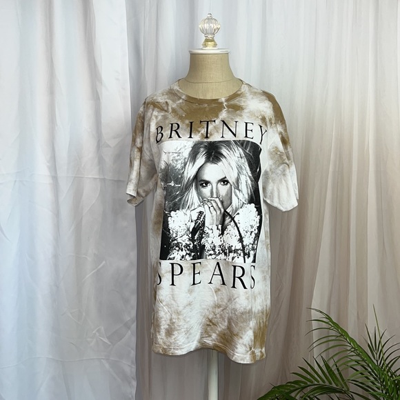 BRITNEY SPEARS bleach dyed boyfriend t-shirt - Picture 3 of 10